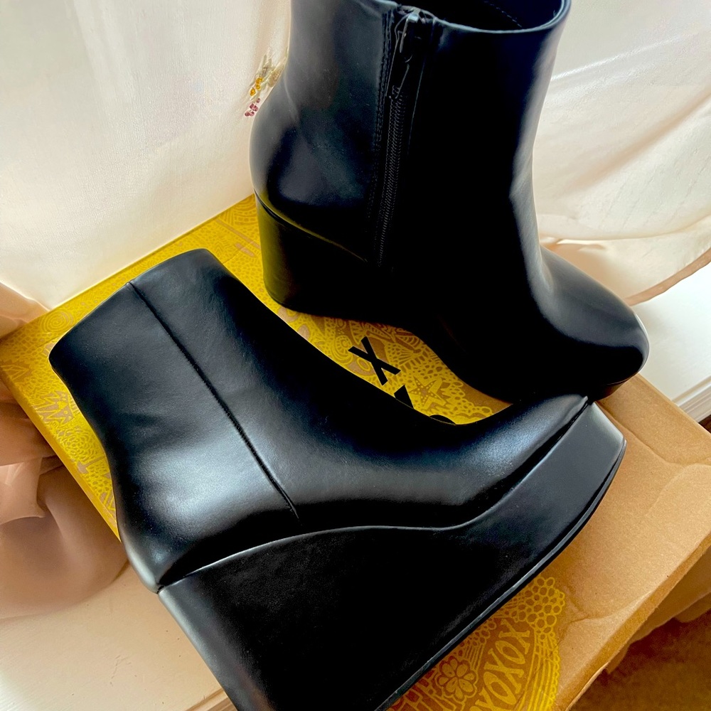Platform faux leather booties